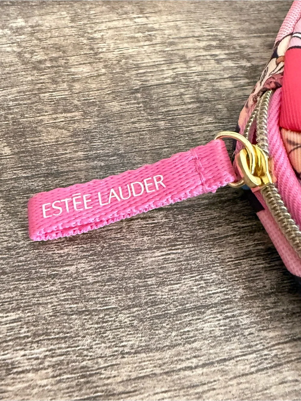 Estée Lauder exclusive Travel Cosmetics Makeup Bag Pink Comic Book Design